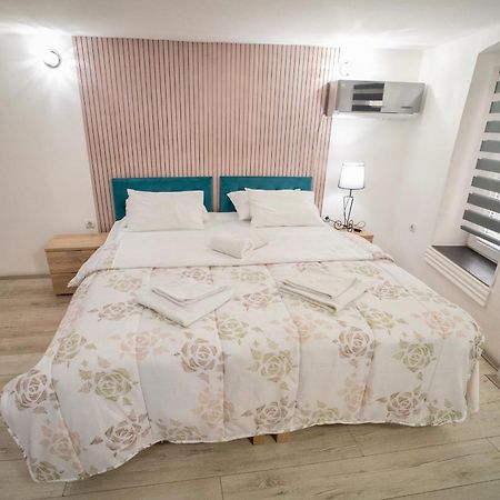 Apartmani Aleksandra U Centru Grada Kragujevac Bagian luar foto