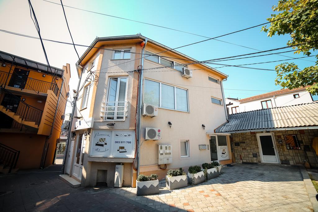 Apartmani Aleksandra U Centru Grada Kragujevac Bagian luar foto